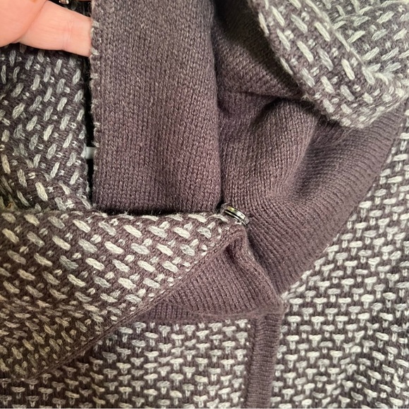 Fenn Wright Manson Cardigan Gray Dots Snap Up M - Picture 6 of 10